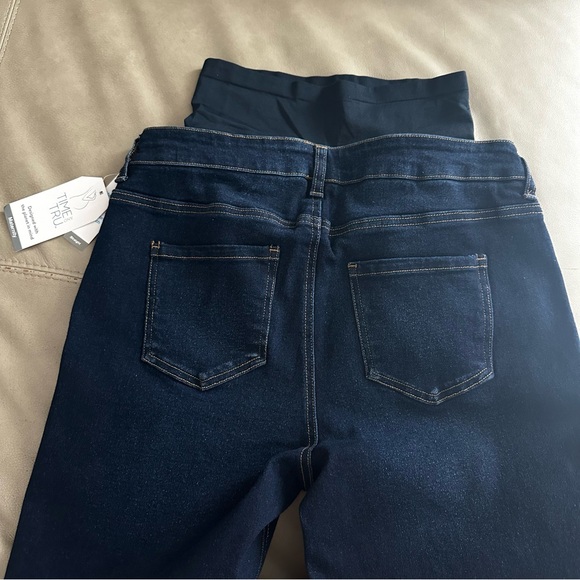 Time and tru maternity jeans - Picture 4 of 7